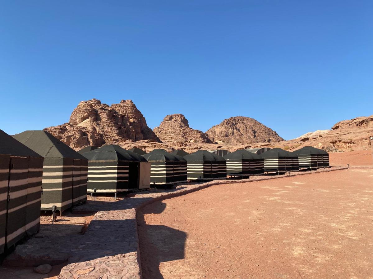 Wadi Rum Bedouin Tour With A Camp Extérieur photo