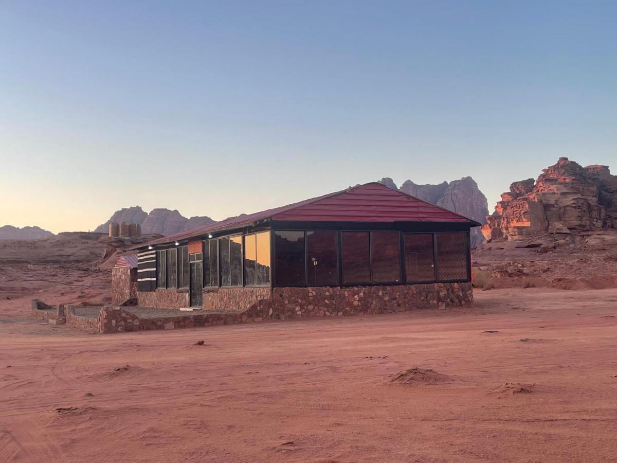 Wadi Rum Bedouin Tour With A Camp Extérieur photo