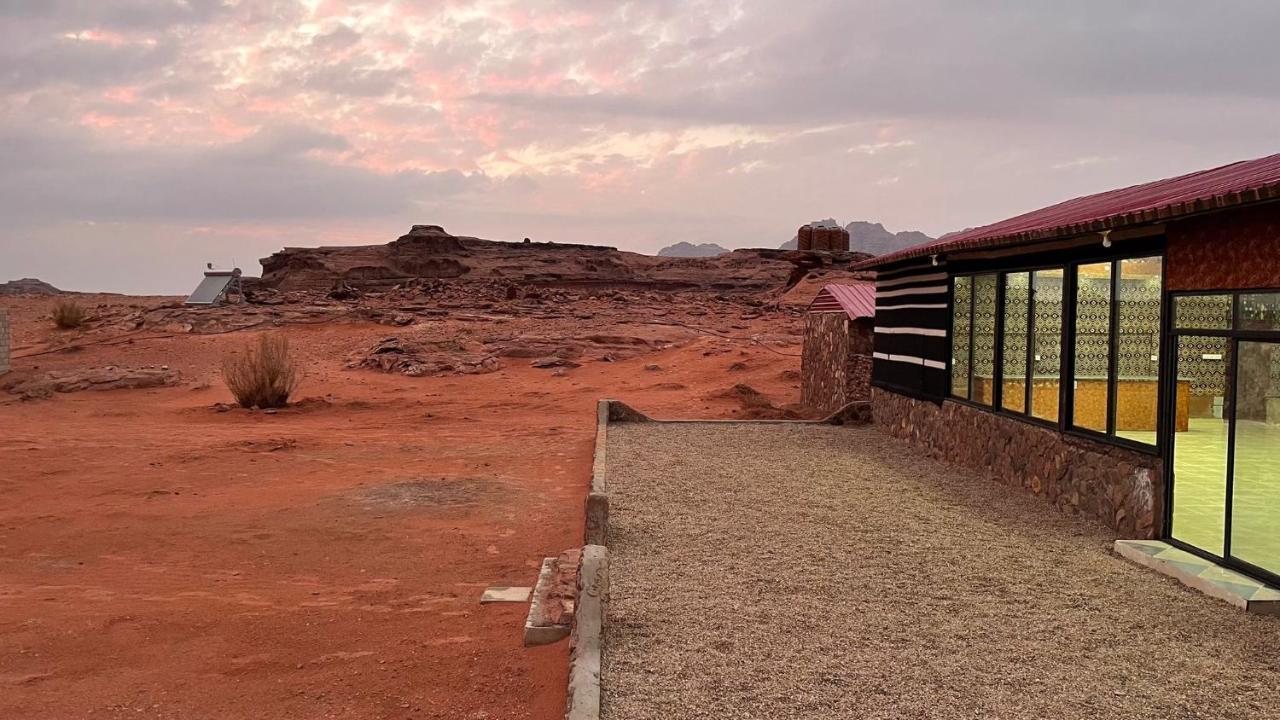 Wadi Rum Bedouin Tour With A Camp Extérieur photo
