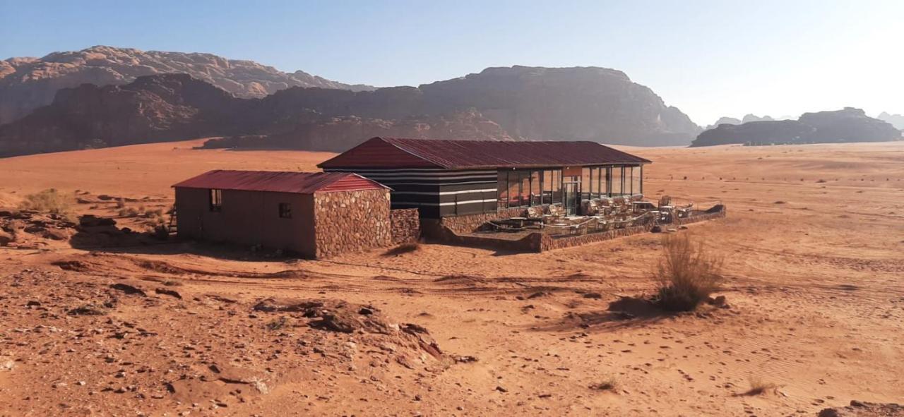 Wadi Rum Bedouin Tour With A Camp Extérieur photo