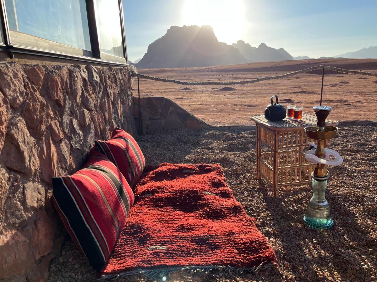 Wadi Rum Bedouin Tour With A Camp Extérieur photo