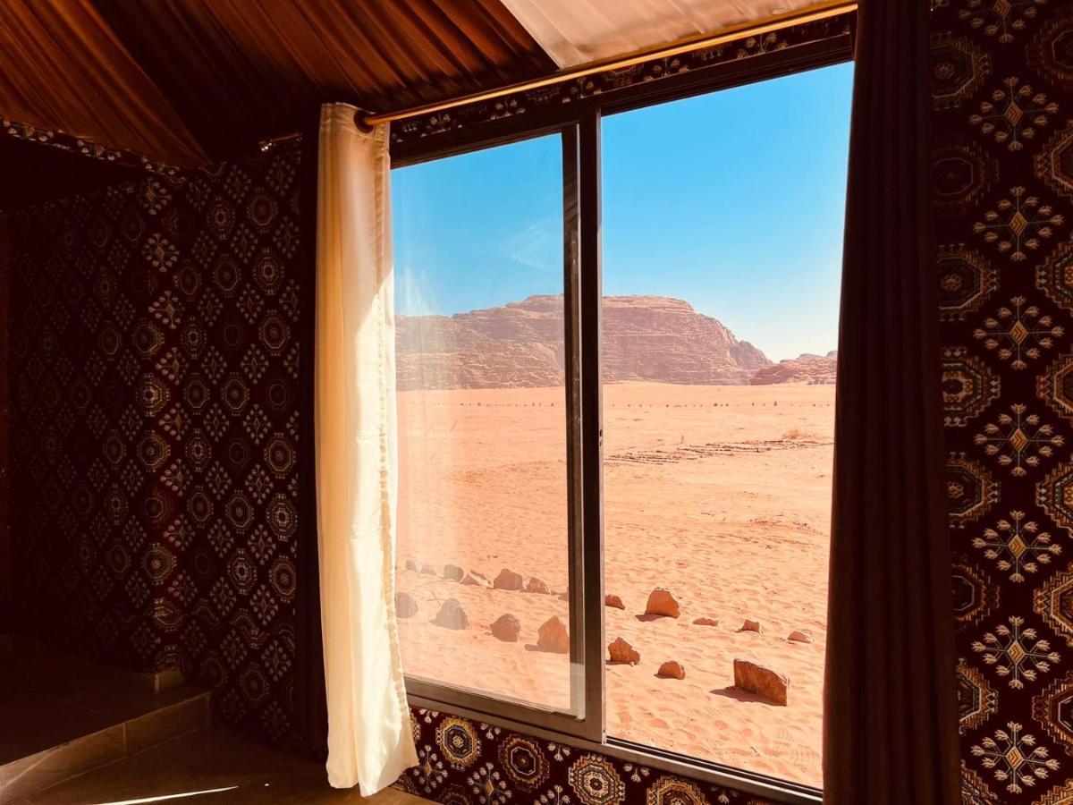 Wadi Rum Bedouin Tour With A Camp Extérieur photo