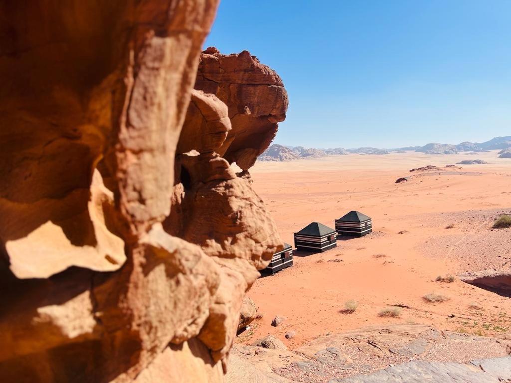 Wadi Rum Bedouin Tour With A Camp Extérieur photo