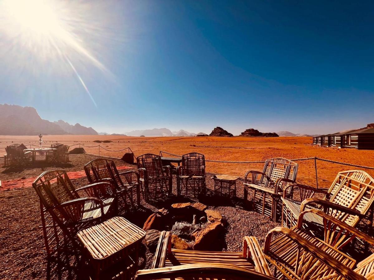 Wadi Rum Bedouin Tour With A Camp Extérieur photo